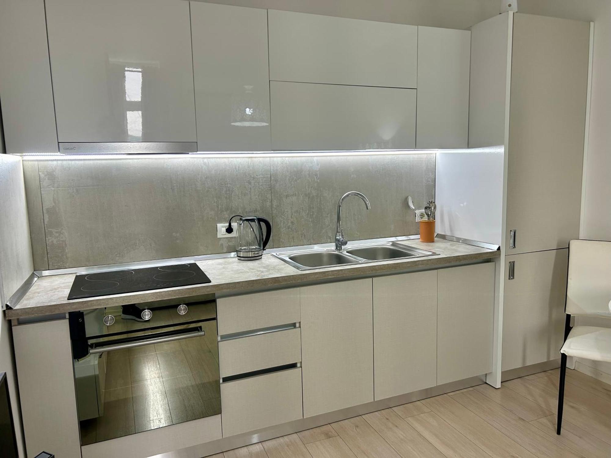 A&X Lovely And Central Apartment - 24H Self Check-In Tirana Esterno foto