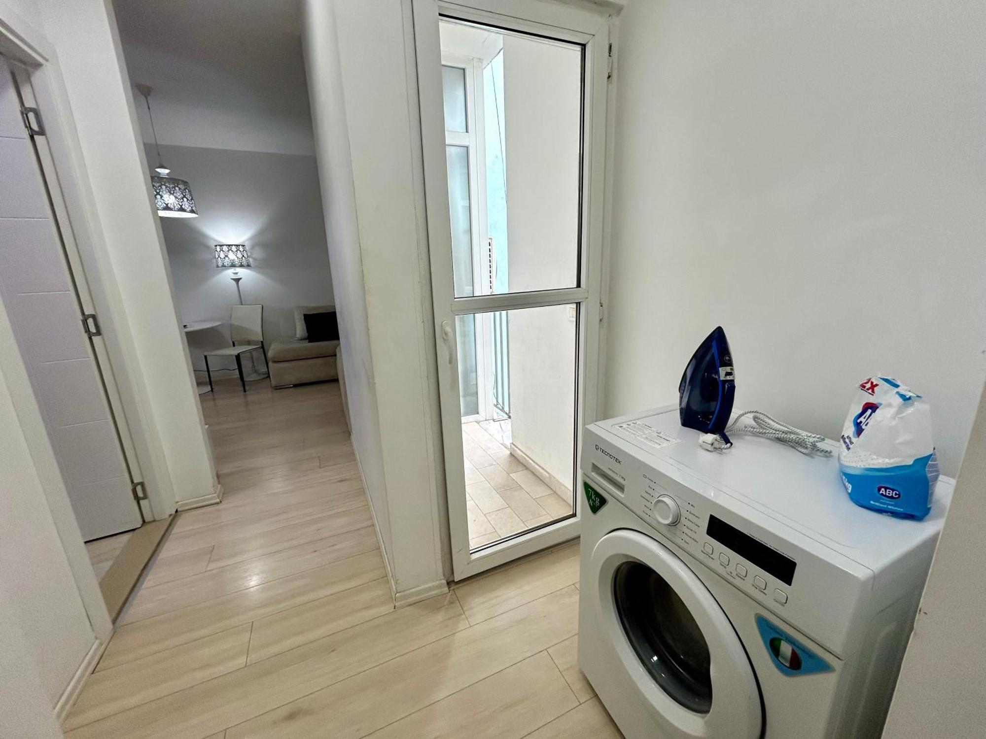A&X Lovely And Central Apartment - 24H Self Check-In Tirana Esterno foto