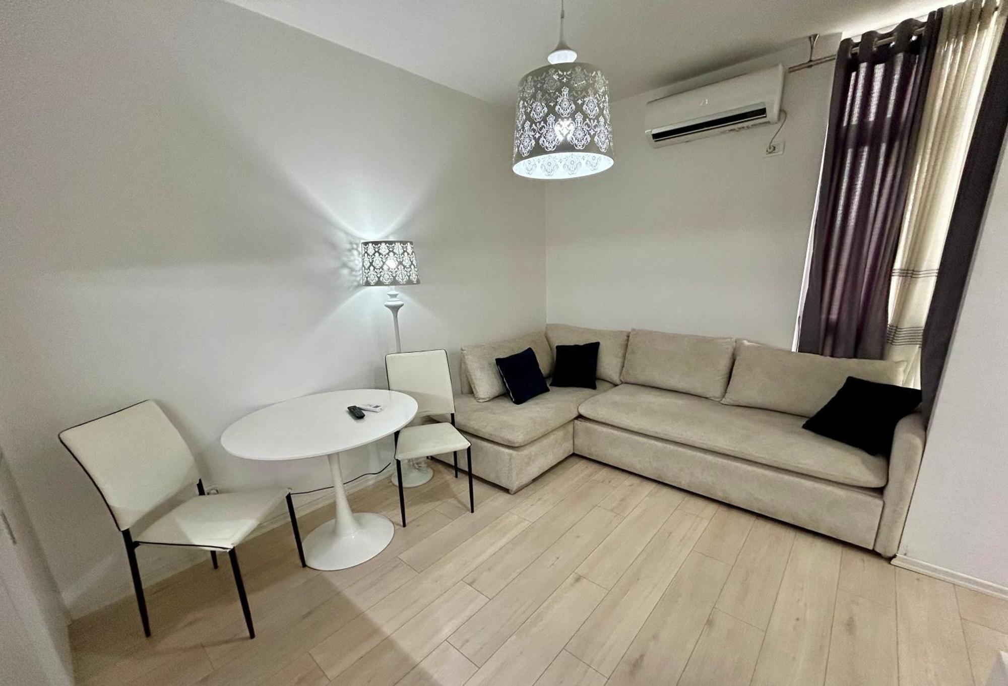 A&X Lovely And Central Apartment - 24H Self Check-In Tirana Esterno foto