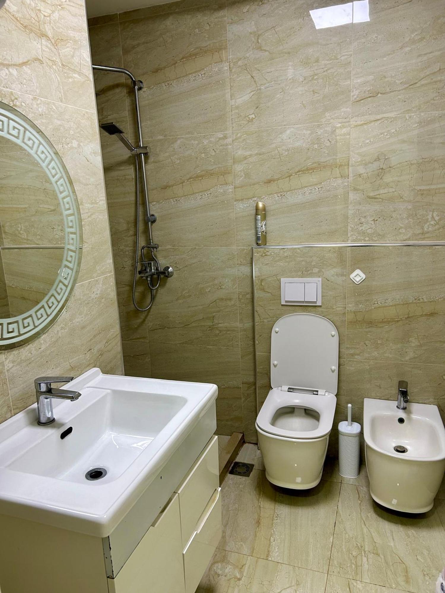 A&X Lovely And Central Apartment - 24H Self Check-In Tirana Esterno foto